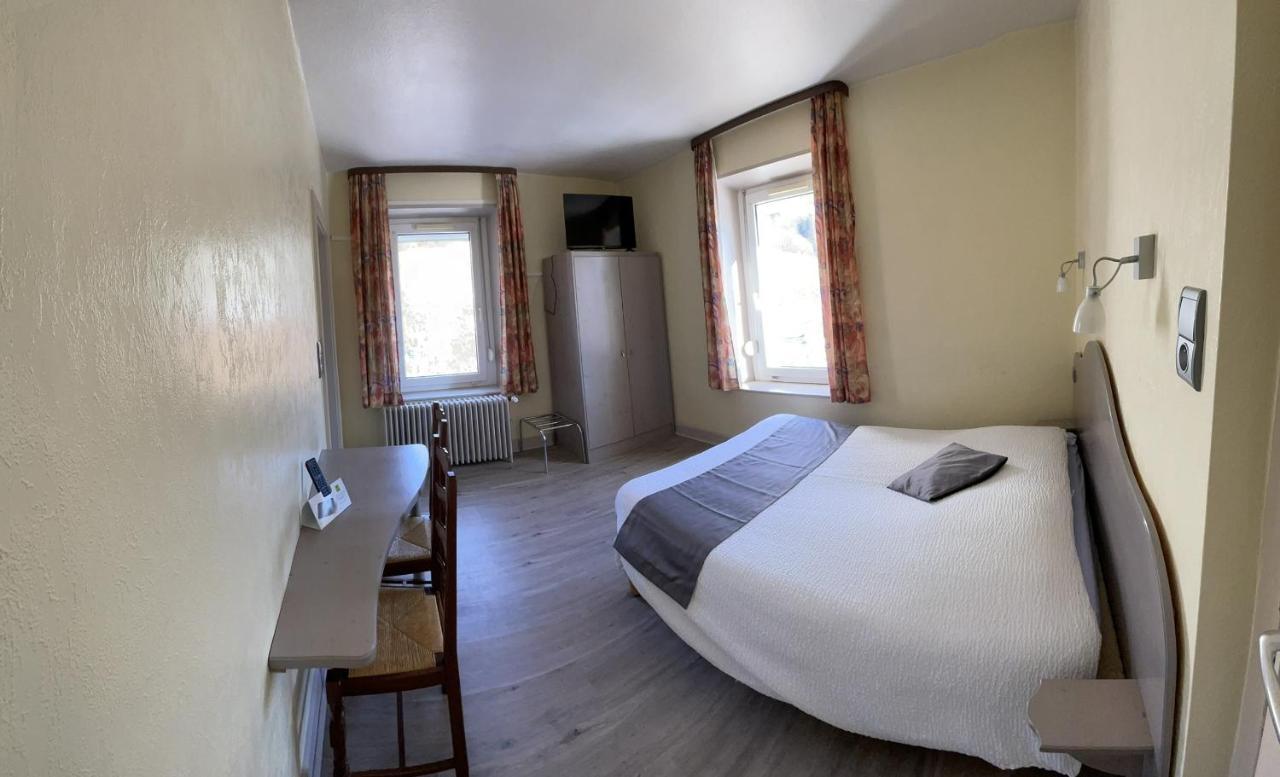 Logis De La Grande Cascade Hotel Le Tholy Eksteriør billede